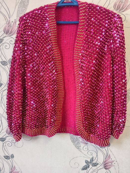 Продам женскую одежду