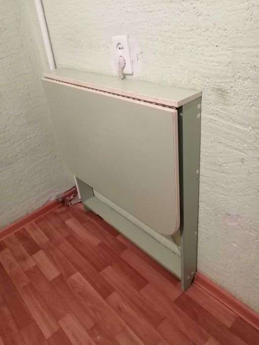 Кухонный столик откидной