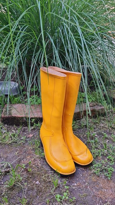Cizme de guma Dermatina nr 37 , anii 70 80, comunism, colectie