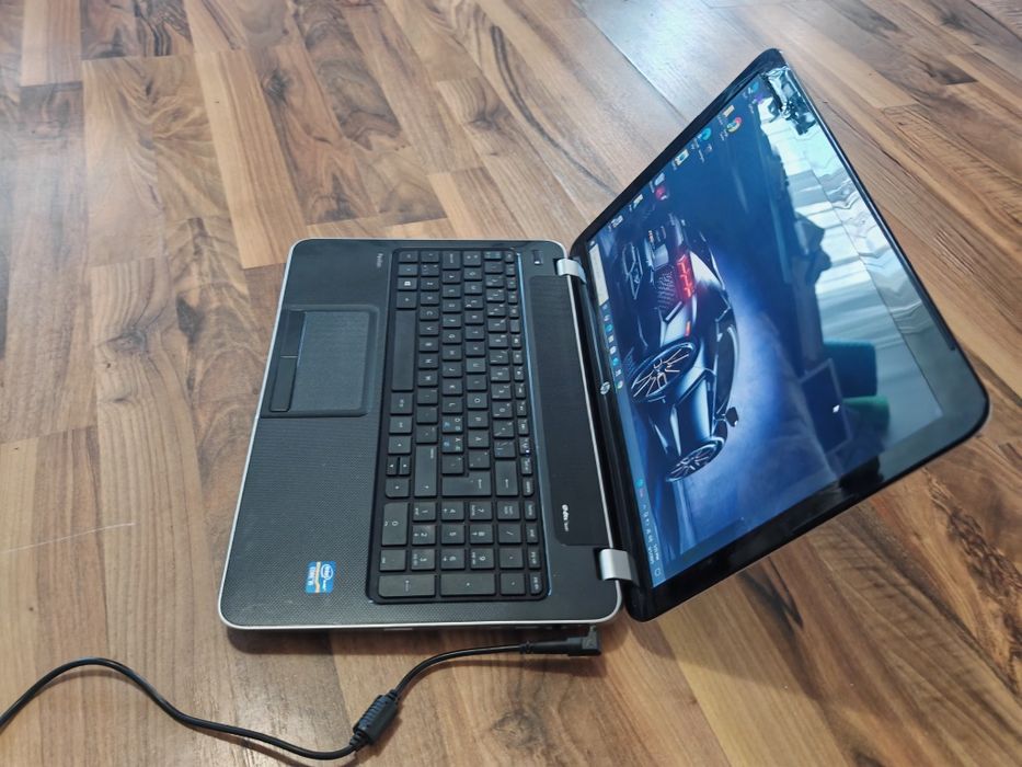 Laptop HP Pavilion i7