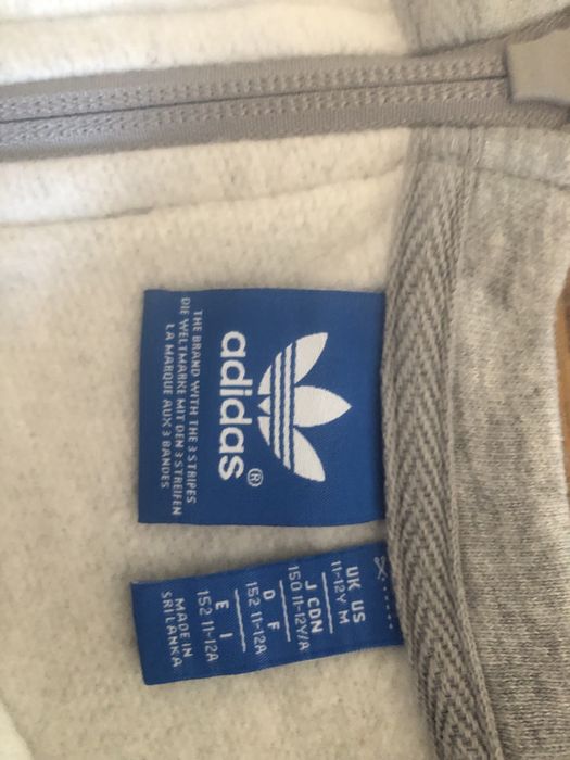 Adidas  2 bucati  pentru fete de 11/12 ani!