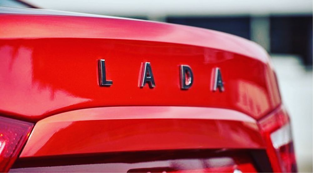 Орнамент (шильдик) LADA