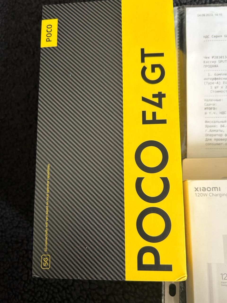 Poco F4 GT  12+8/256