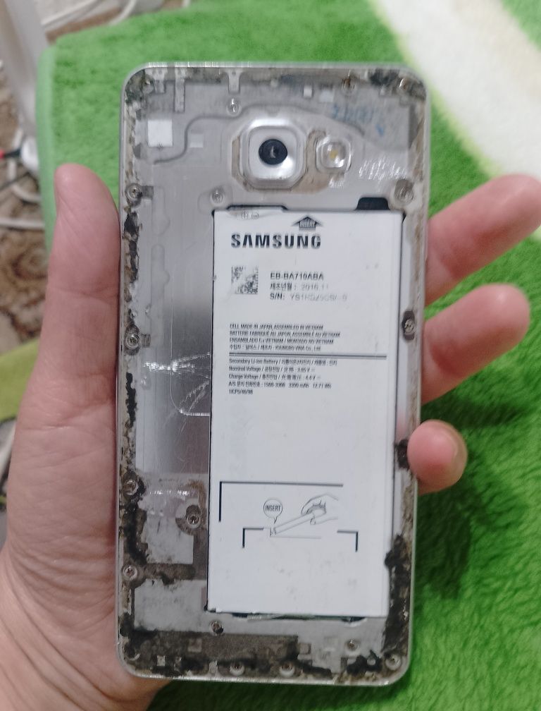 Самсунг А 7 Рабочим состаяние