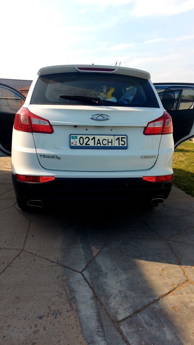 продам крассовер Shery tigo5