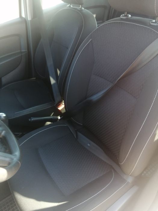 Vînd sau schimb cu logan 3