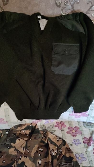 Кофтая теплая зимняя