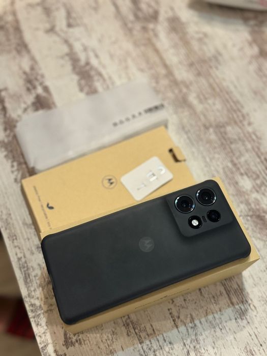 Motorola edge 50 pro