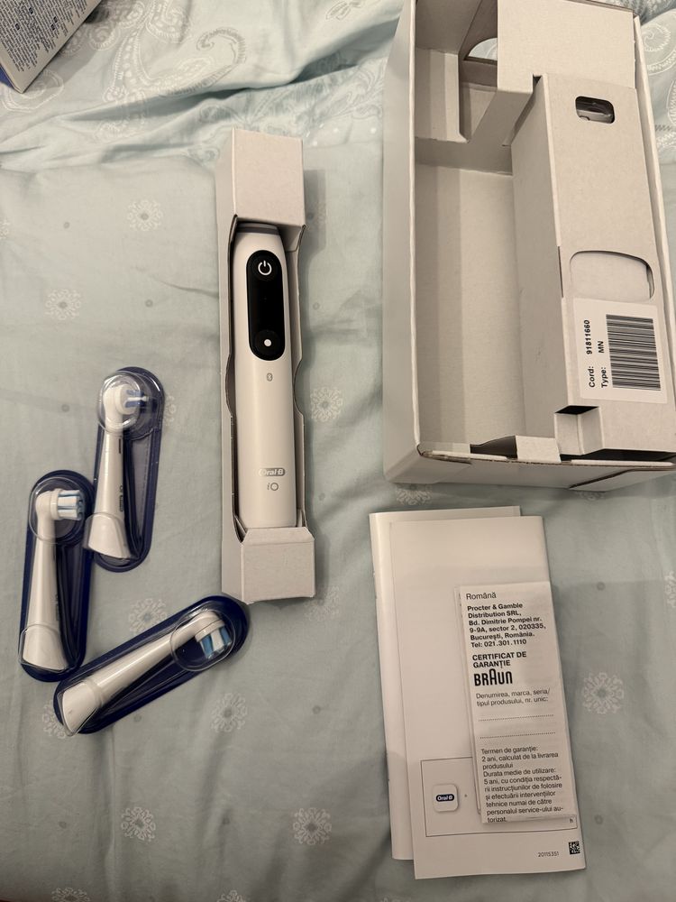 Periuta electrica Oral-B iO 6