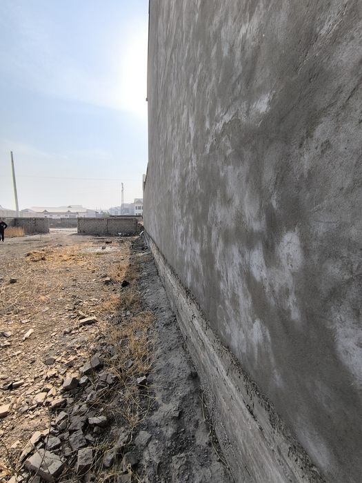 Продаю участок земли под строительство . Ханобод 3,8 соток.