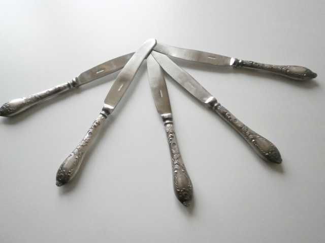 Стари руски ножове