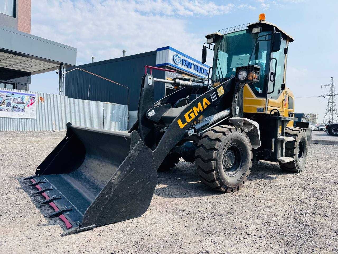 Фронтал погрузчик Lugong LM 930 нактга