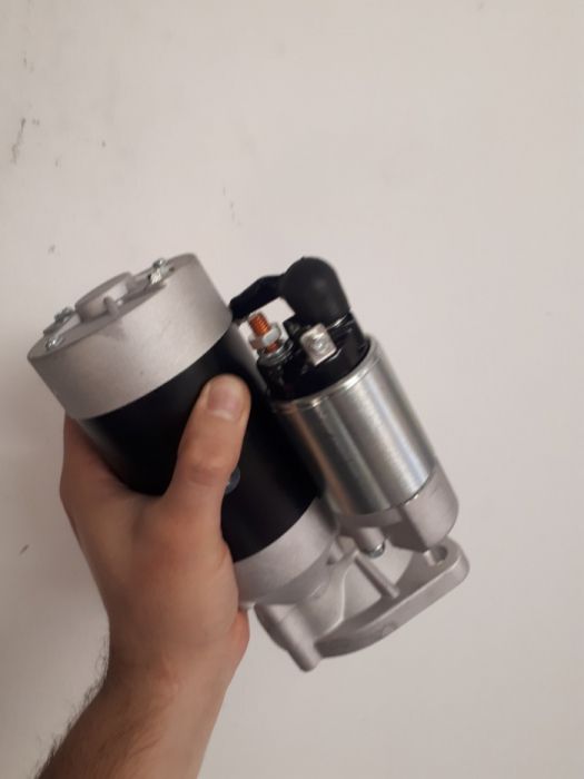 Electromotor incarcator Komatsu SK714 SK815 SK07J SK05J SK820 SK818