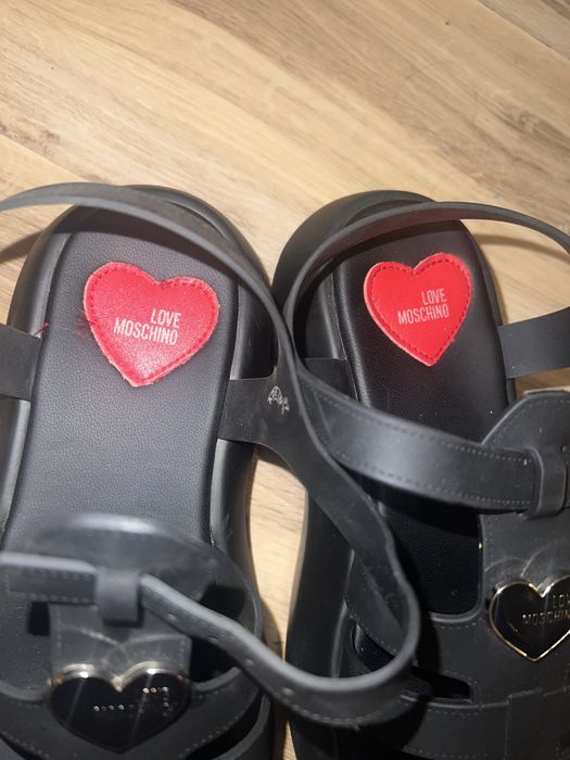 Love Moschino сандали