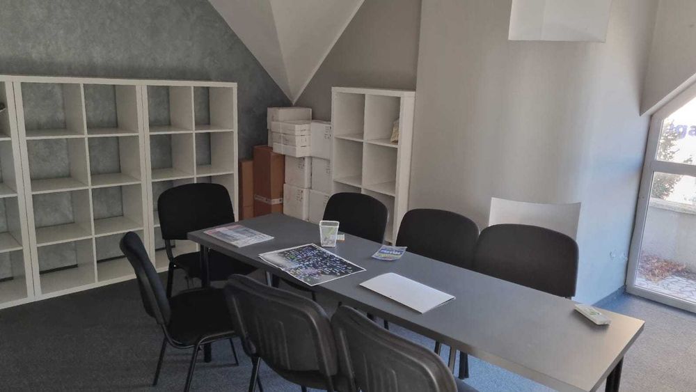 Oferim spre vanzare Penthouse in Centru, se accepta plata in rate.