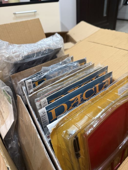 Macheta Dacia 1300 1:8 NUMARUL: 1 Colectia Libertatea