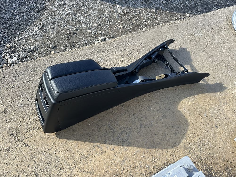 Подлакътник двоен комплект за BMW E90/91 facelift