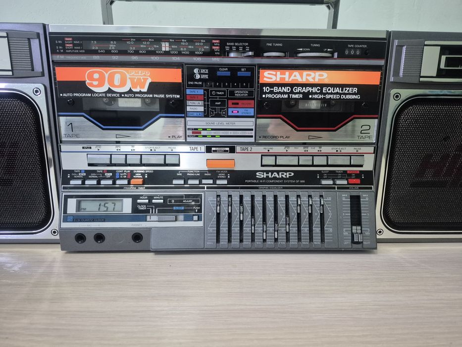 Двухкассетная магнитола