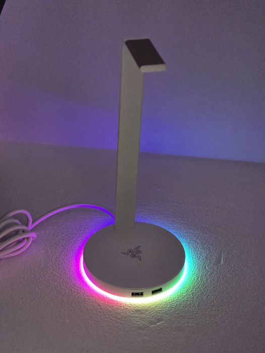 Razer Base Station V2 Chroma Gaming Headset Stand USB Hub Mercury