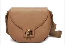 Много малко използвана чанта Furla