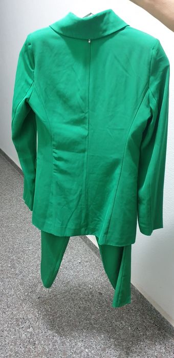 Costum dama  POEMA
