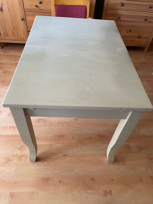 Трапезна маса масив и два стола парен бук