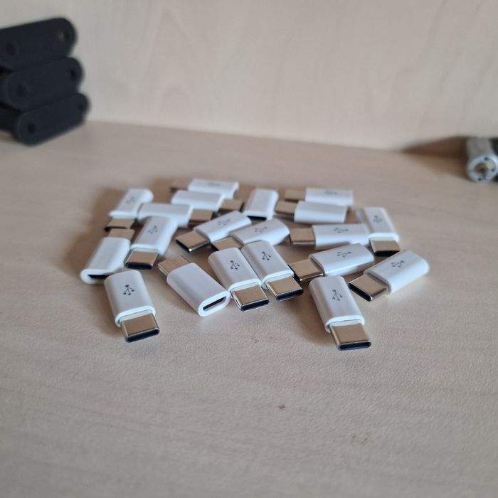 Адаптер micro-usb към usb c