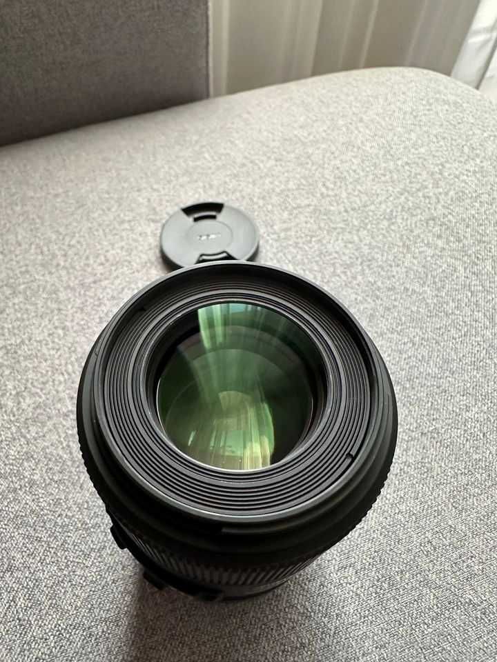 Sigma 105 f/2.8 EX DG OS HSM за Nikon F