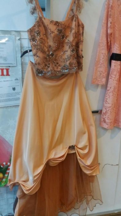 Vand corset cu fusta de gala