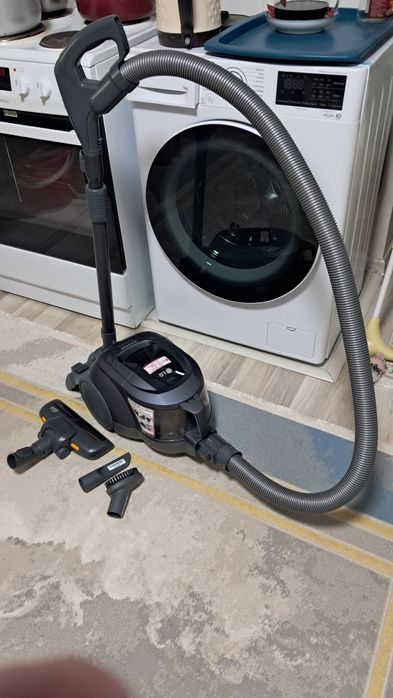 Продам пылесос лджи