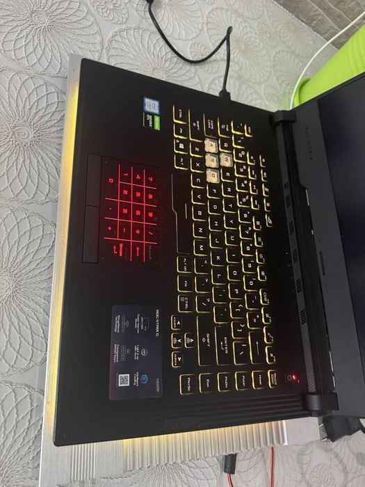 Лаптоп с NVIDIA видеокарта-8GB Ram-513GB