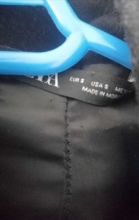 Vând Palton Zara Man mărimea S