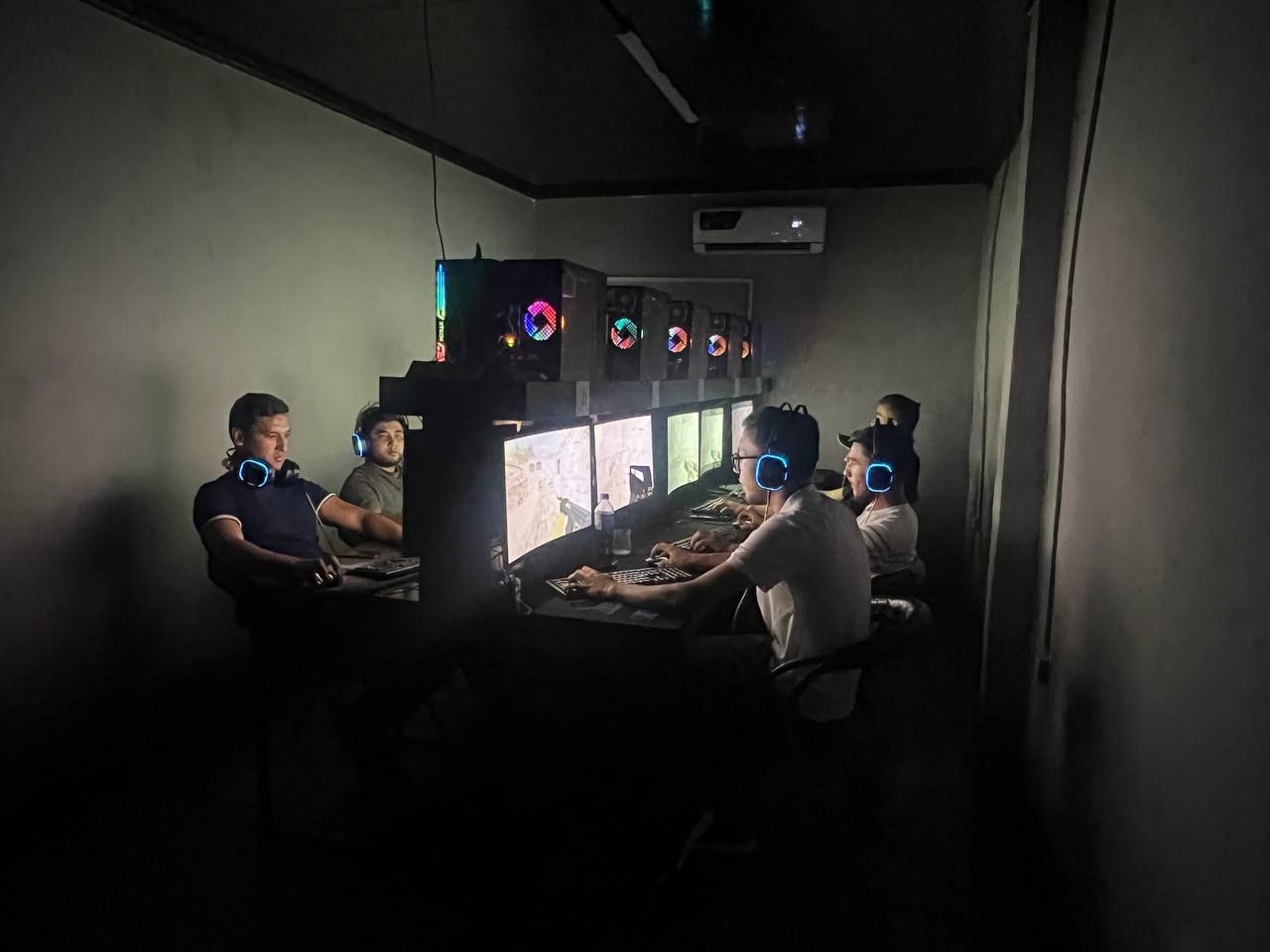 Game clube  ишлаб турган