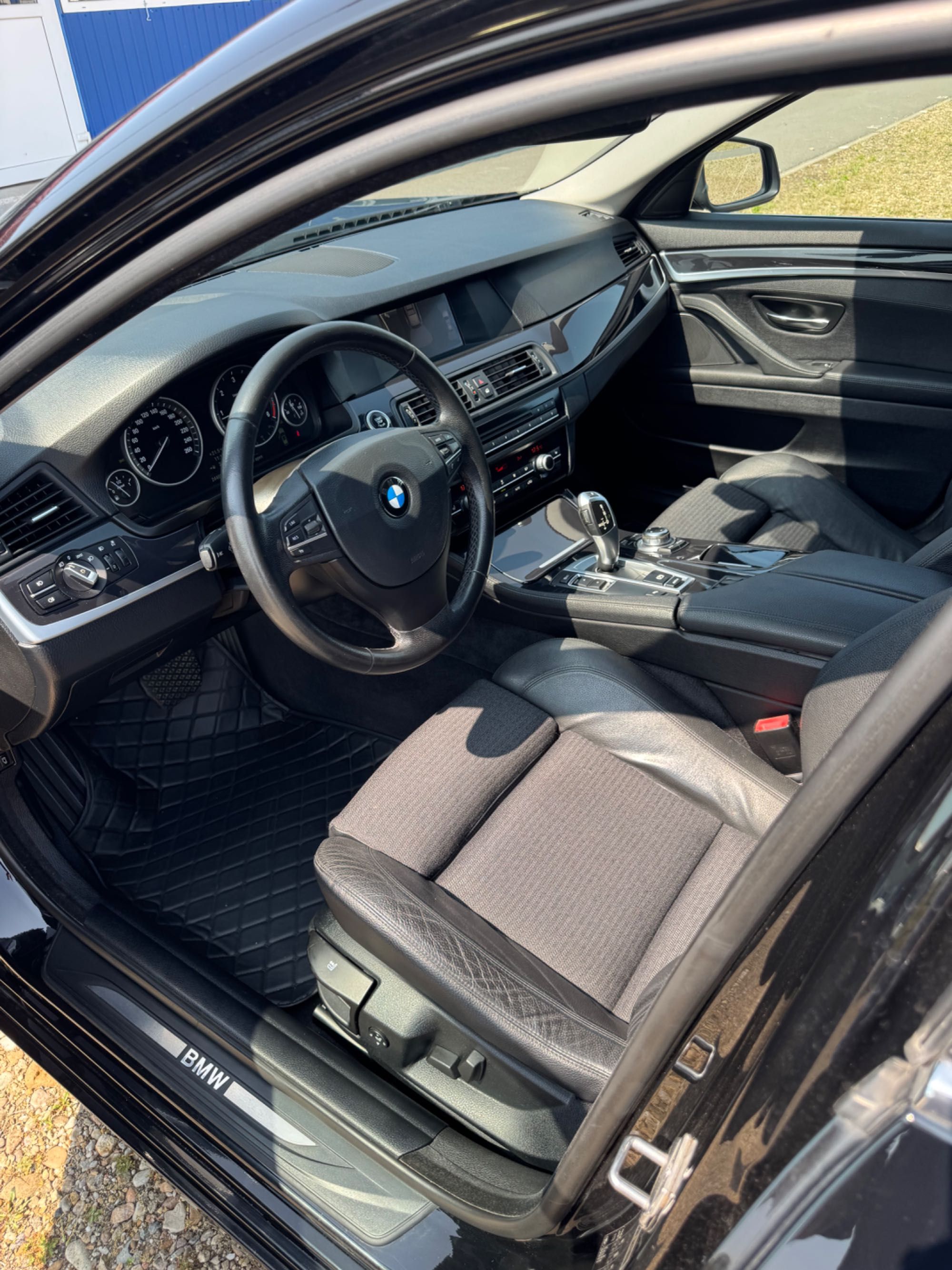 Bmw 520 Touring F11  Automata