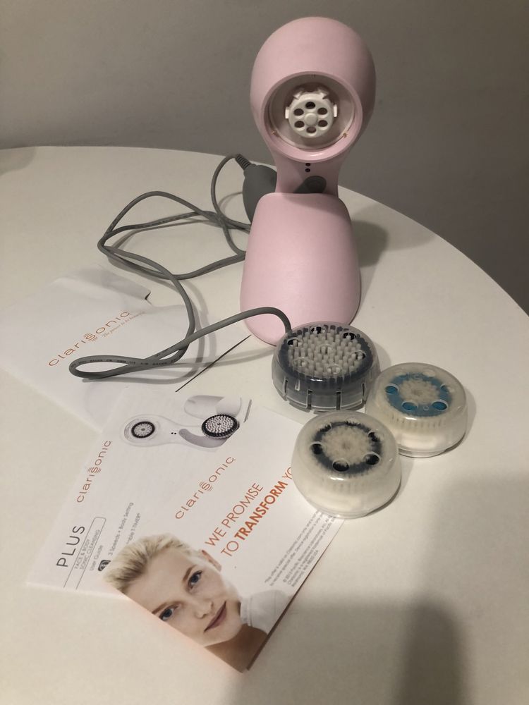 Clarisonic Pro система очищения для кожи лица и тела.