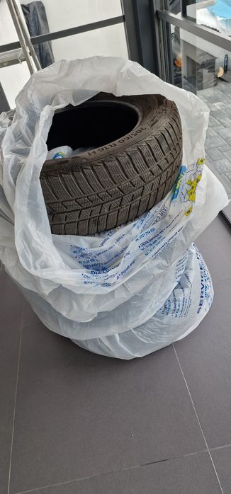 4 Anvelope iarna Barum 205/60 R16