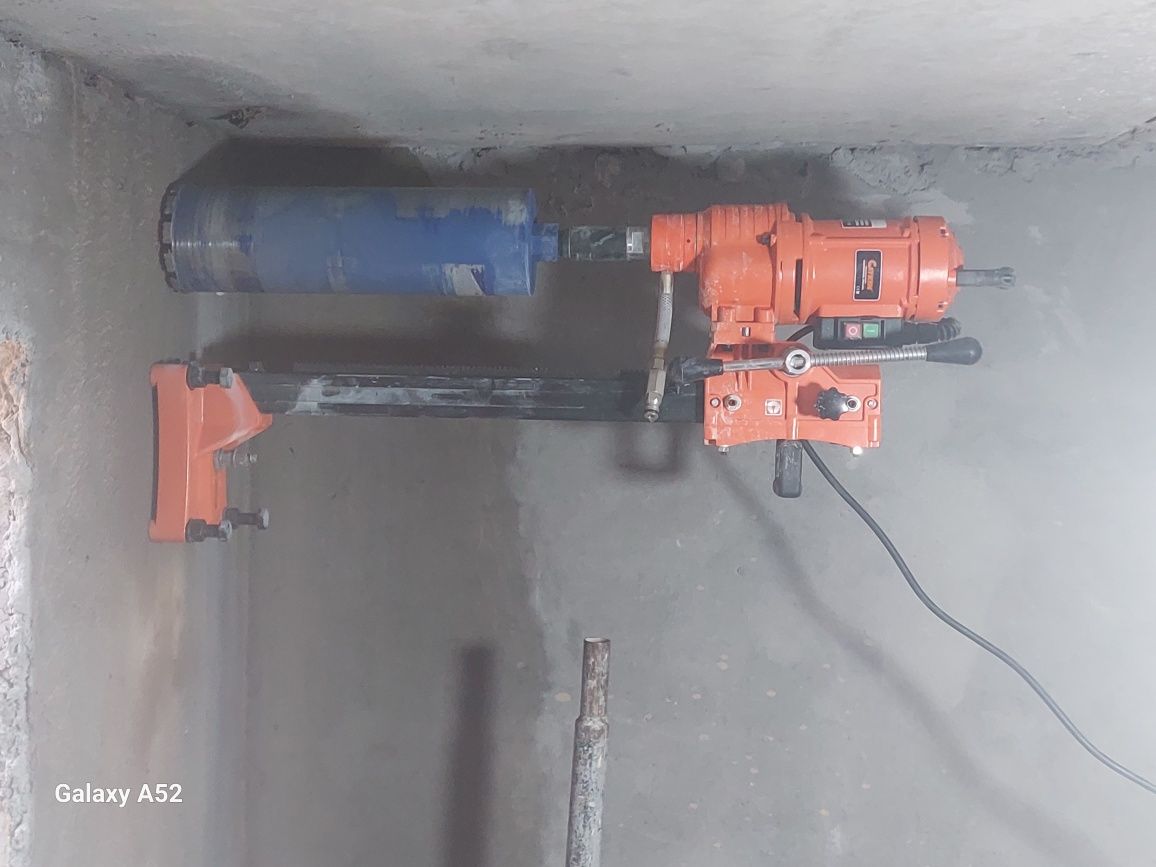 Almazniy buravoy Beton va gʻishtli devor teshamiz