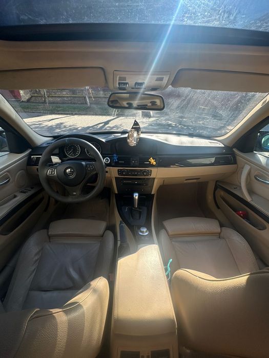 BMW E90 330d 2006