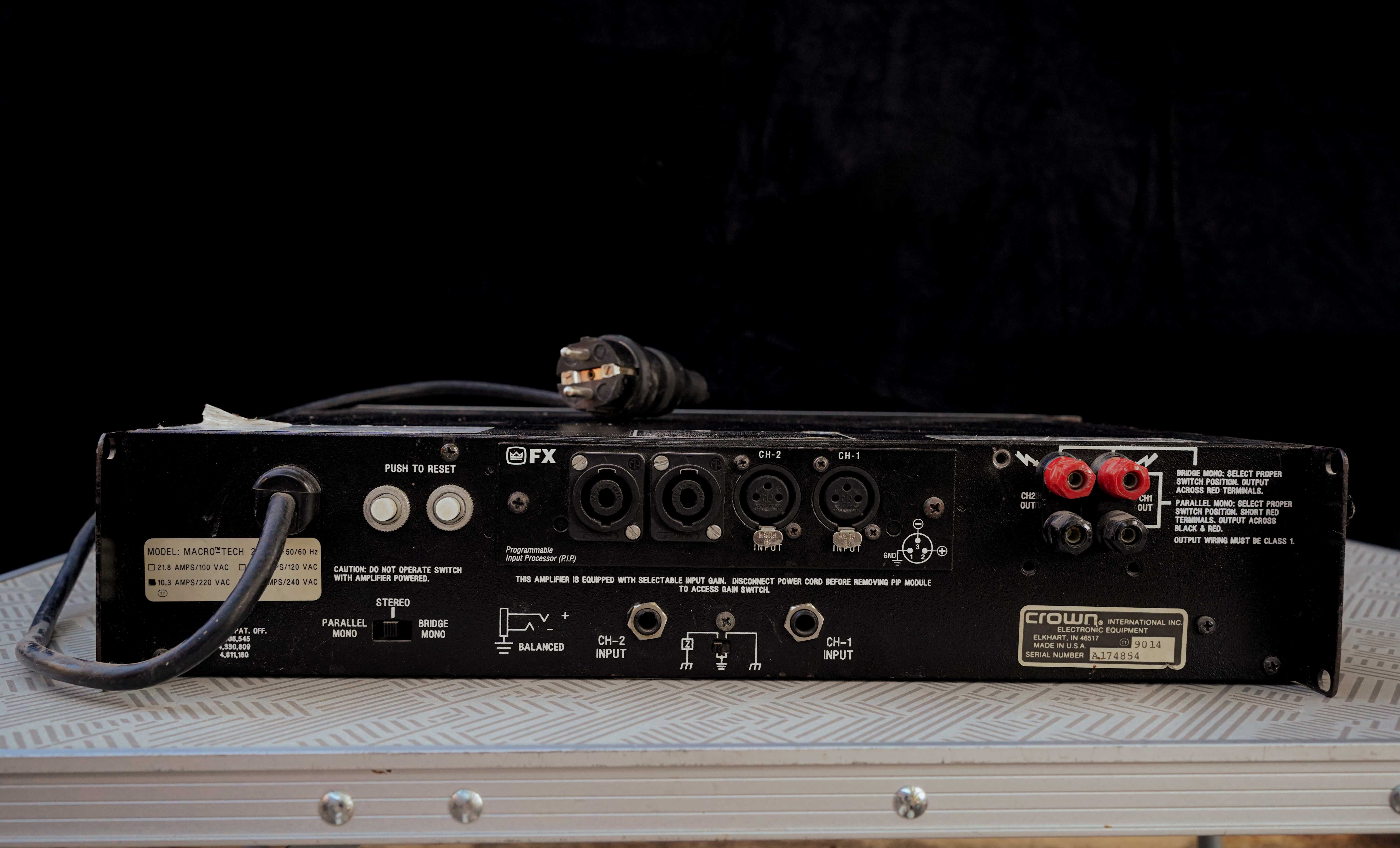 Amplificator  Crown Amcron Macro-tech 2401