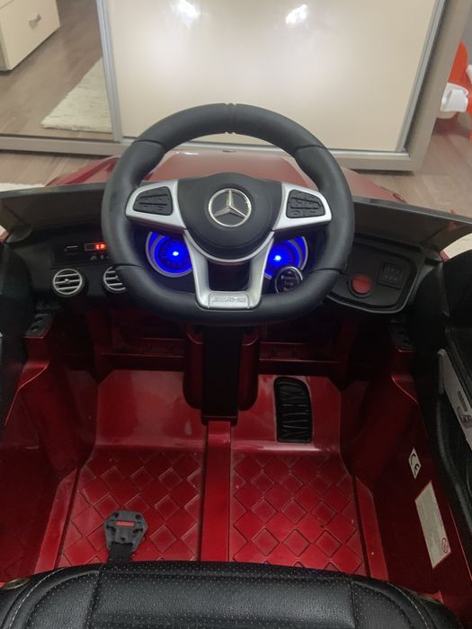 Masinuta electrica de copii