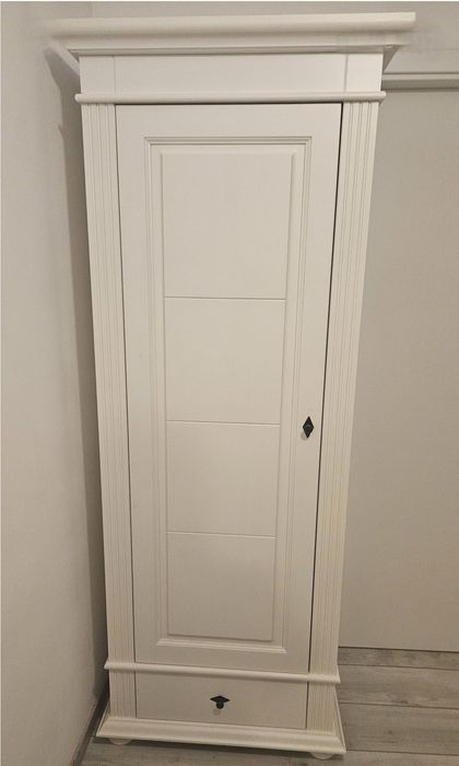 Dulap lemn masiv culoare ivoire