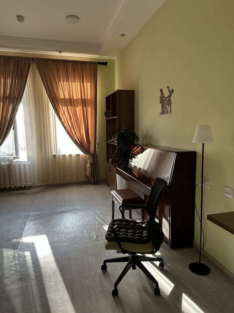 Уроки музыки, фортепиано