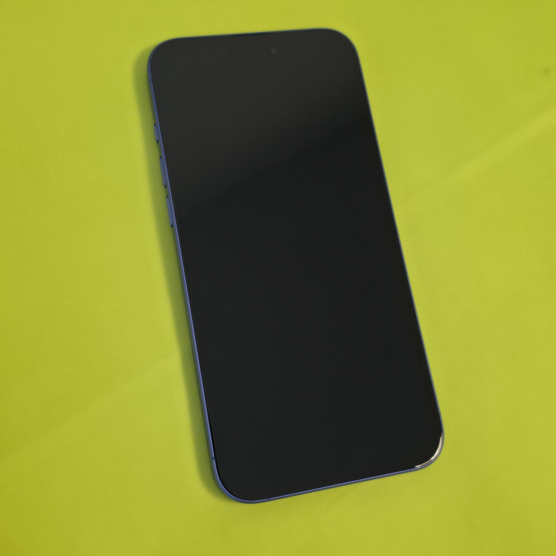 НЕАКТИВИРАН 512GB iPhone 16 Plus + Yettel Гаранция 2028 ULTRAMARINE