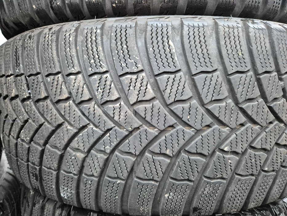 4 Anvelope de IARNA - 225/50/17 - BRIDGESTONE - STARE F BUNA DOT 2018