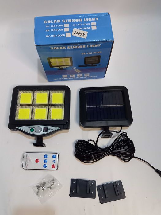 Мощна соларна лампа с три режима на работа и фотоклетка