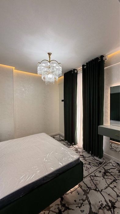 Продается 2 ком. Каартира площадью 46 кв.м. В Согдиане ор. Мед.Колледж