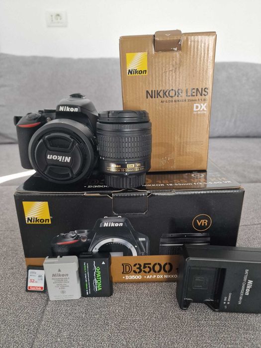 Nikon D3500 + 3 obiective + accesorii