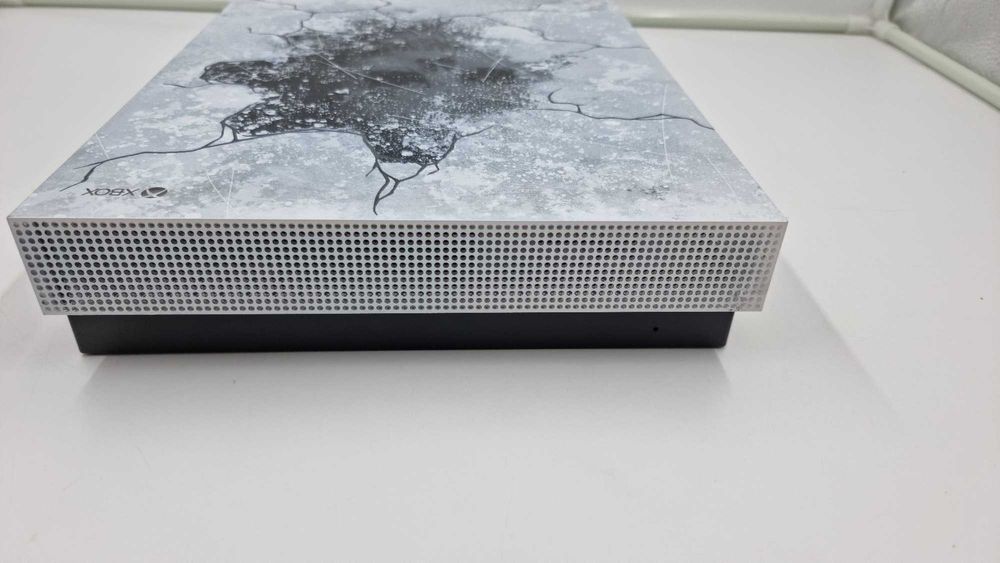 Consola Xbox One X Limited Edition Gear 5 [Amanet Club Caro]