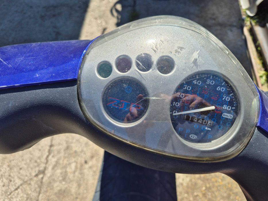 Scuter piaggio zip