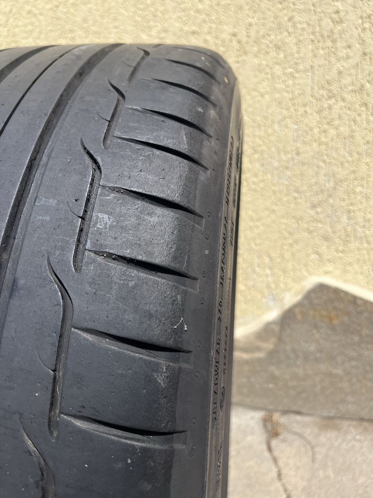 2 бр. летни гуми 245/40/18 Dinlop MO 6 mm DOT 5015